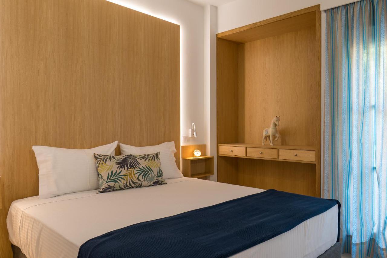 Chroma Lodge Rafina Bagian luar foto