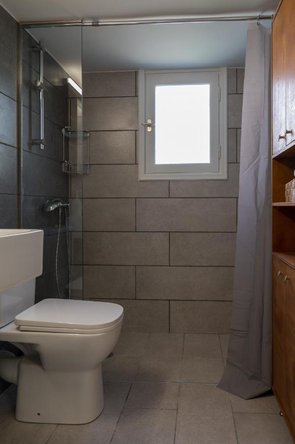 Chroma Lodge Rafina Bagian luar foto