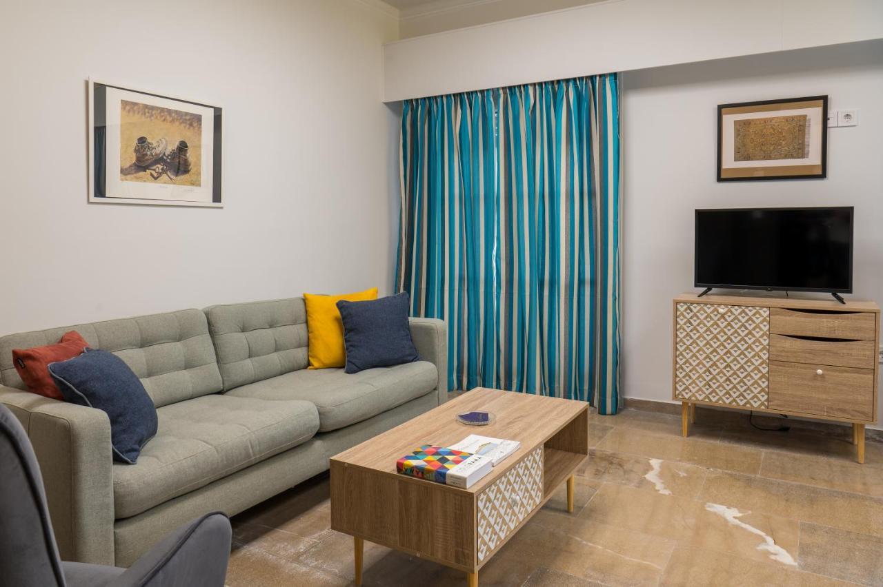Chroma Lodge Rafina Bagian luar foto