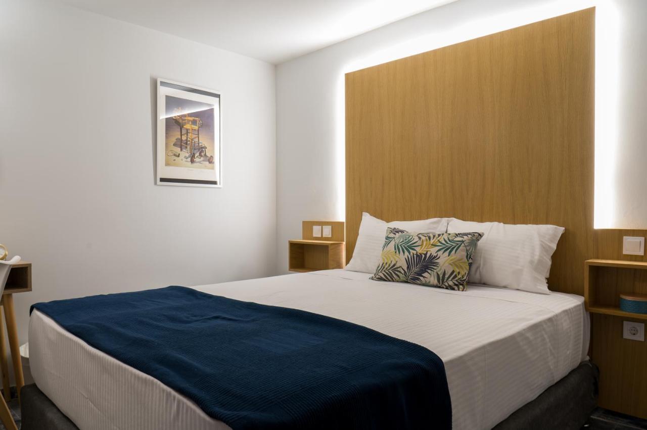 Chroma Lodge Rafina Bagian luar foto