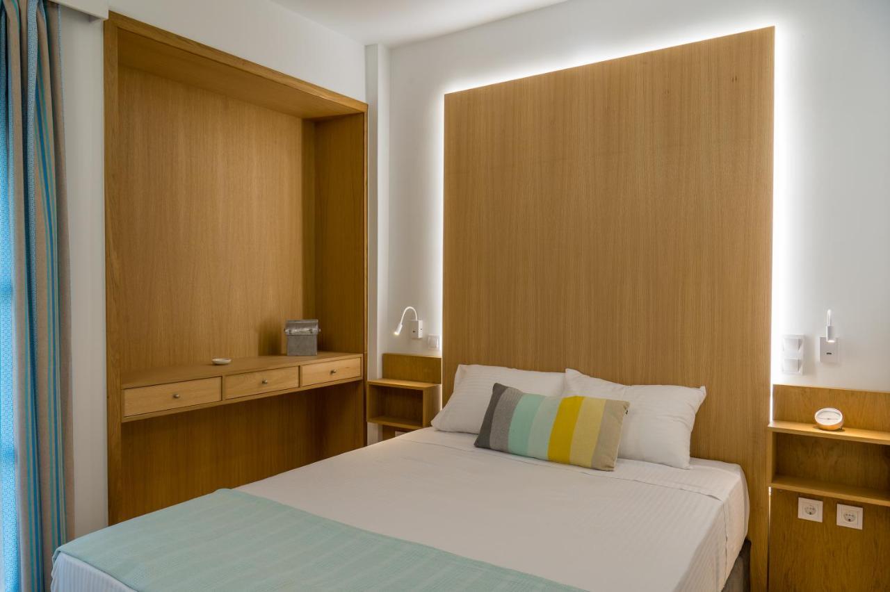 Chroma Lodge Rafina Bagian luar foto